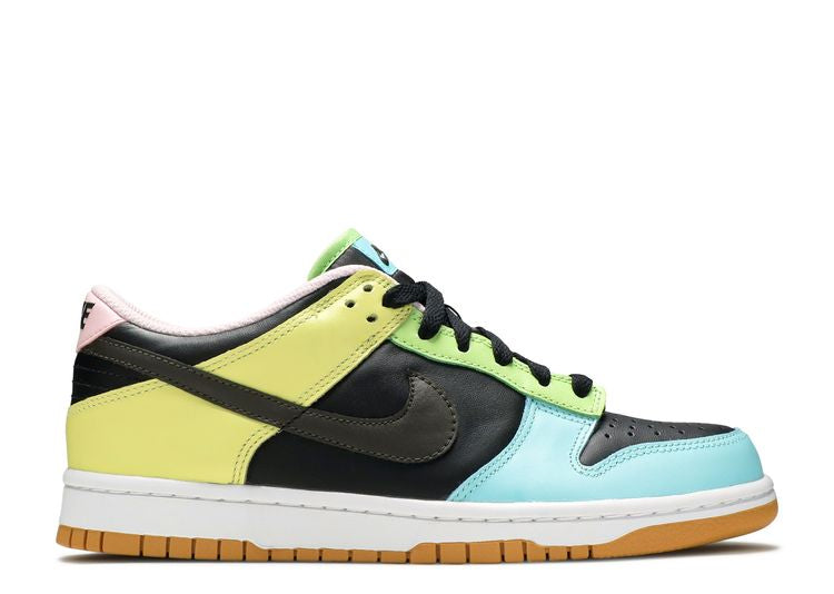 NIKE DUNK LOW SE GS FREE.99